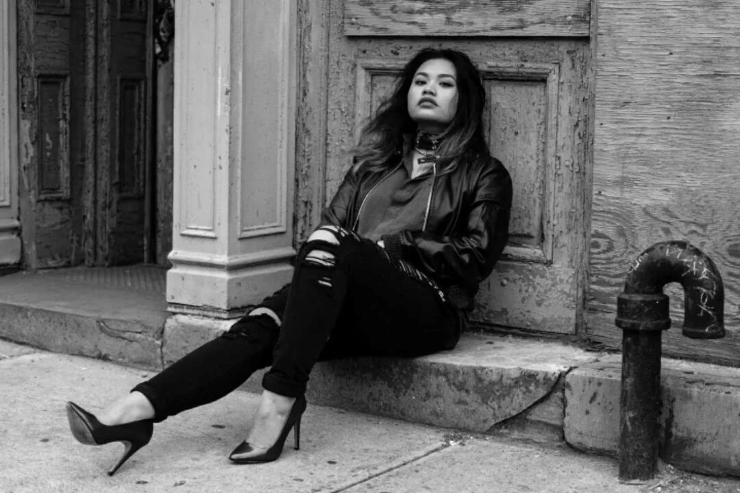 Leather bomber + chokers + social media