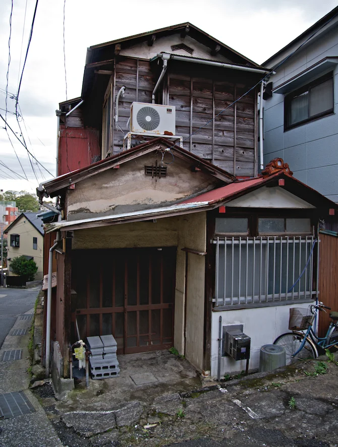 An October Walk, Yokosuka,Japan | NaomiVanDoren.com