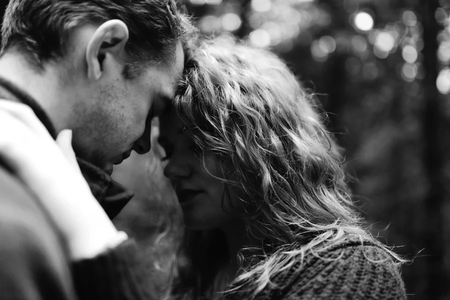 couple embracing at whatcom falls