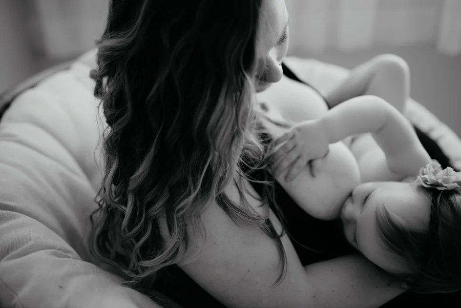 breastfeeding photos