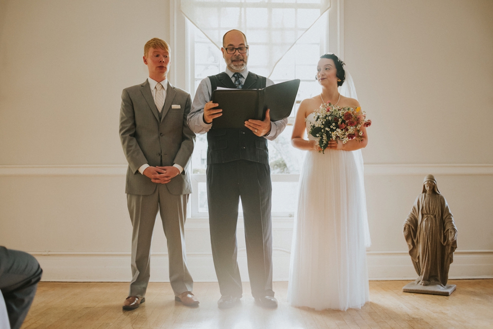 intimate seattle wedding ceremony