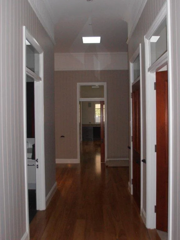 New Extension. 3.3m High Ceilings, VJ Boards & Skylight. Brookfield, Brisbane