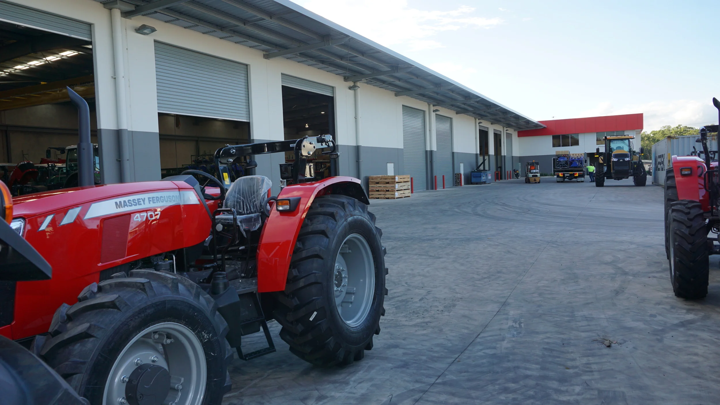 3000m2 warehouse & 2 Storey Office Building - Crestmead