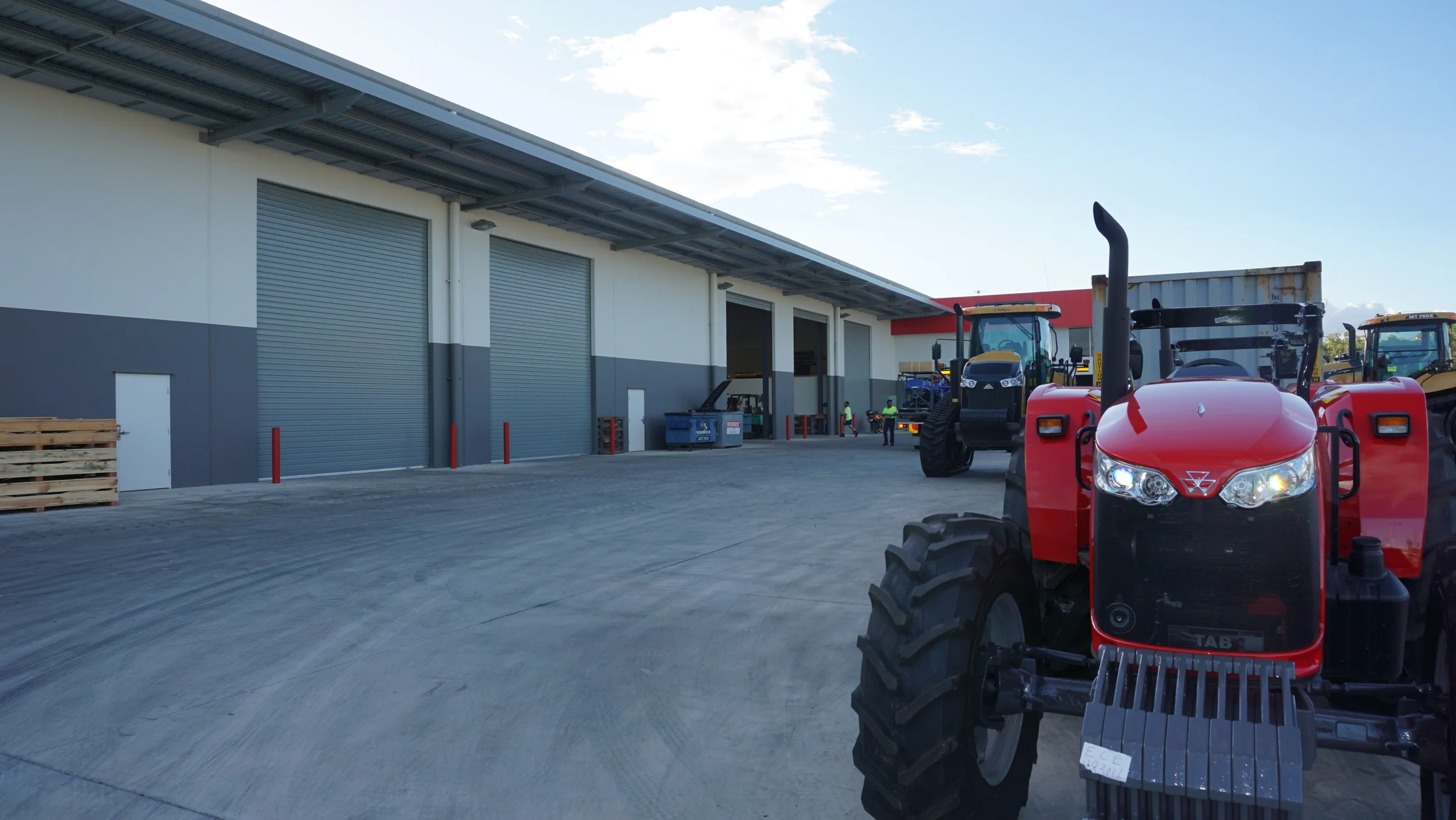 3000m2 warehouse & 2 Storey Office Building - Crestmead