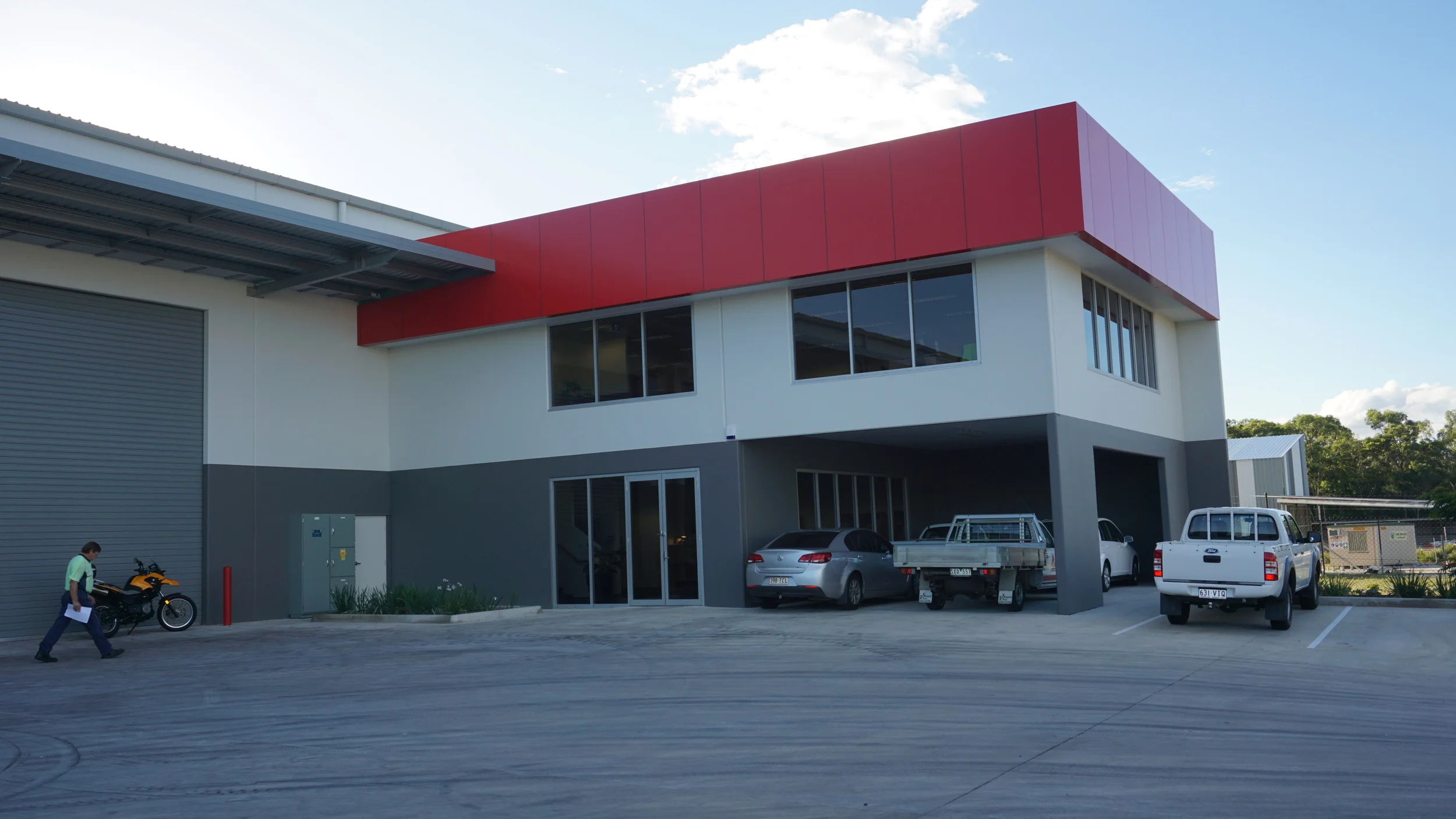 3000m2 warehouse & 2 Storey Office Building - Crestmead
