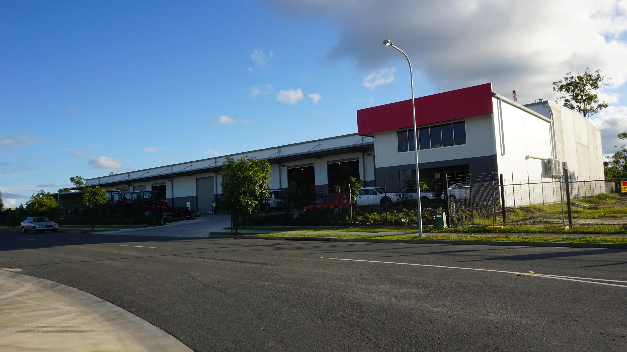 3000m2 warehouse & 2 Storey Office Building - Crestmead