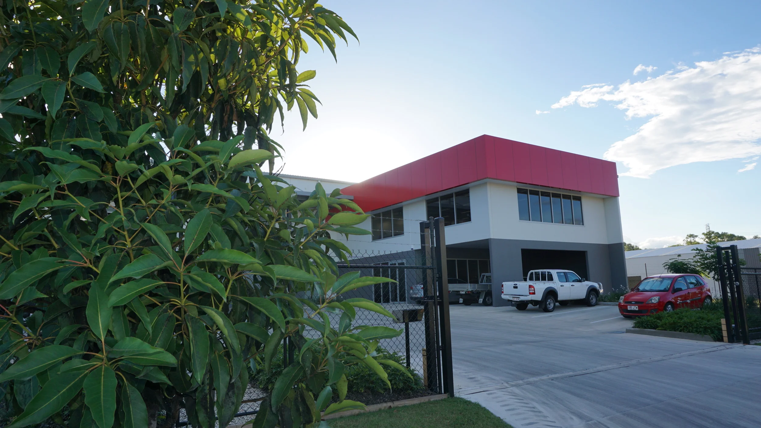3000m2 warehouse & 2 Storey Office Building - Crestmead