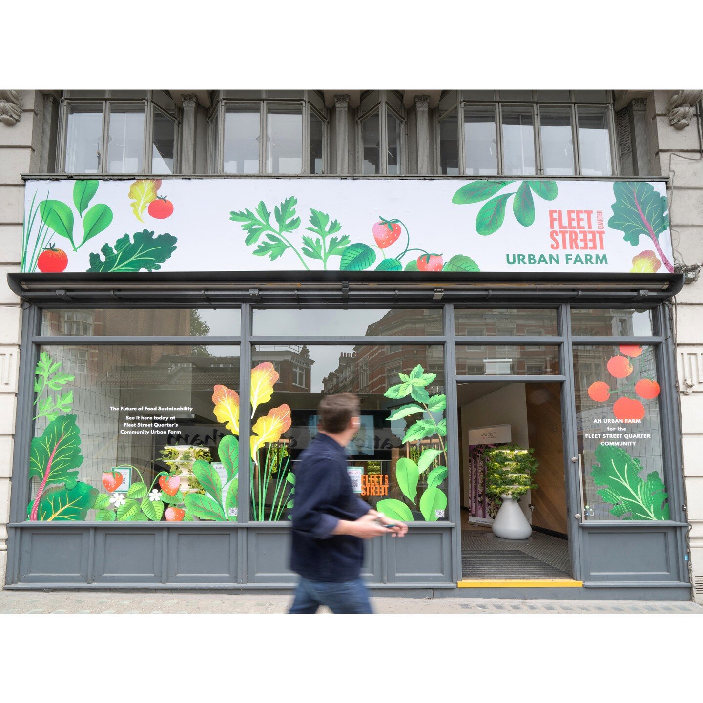 To coincide with @ecocitysummit
at the Barbican @squaremilefarms have a pop-up Urban Farm this month running workshops, talks, harvests and cooking lessons at 109 Fleet Street.

I had the pleasure of designing these herby fruity vinyls for the window