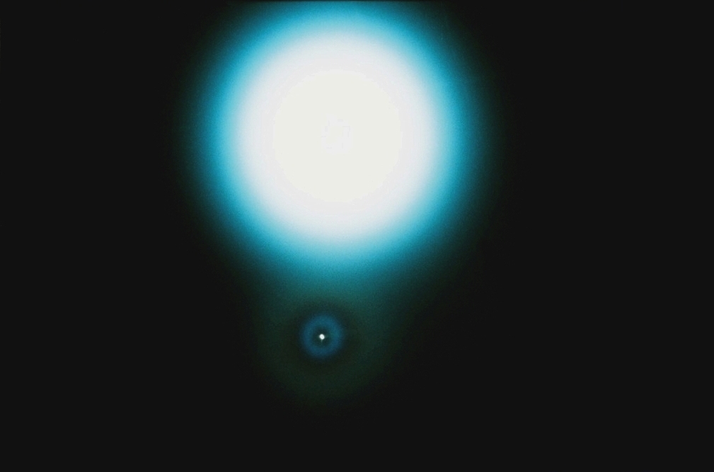DE LA TERRE À LA LUNE