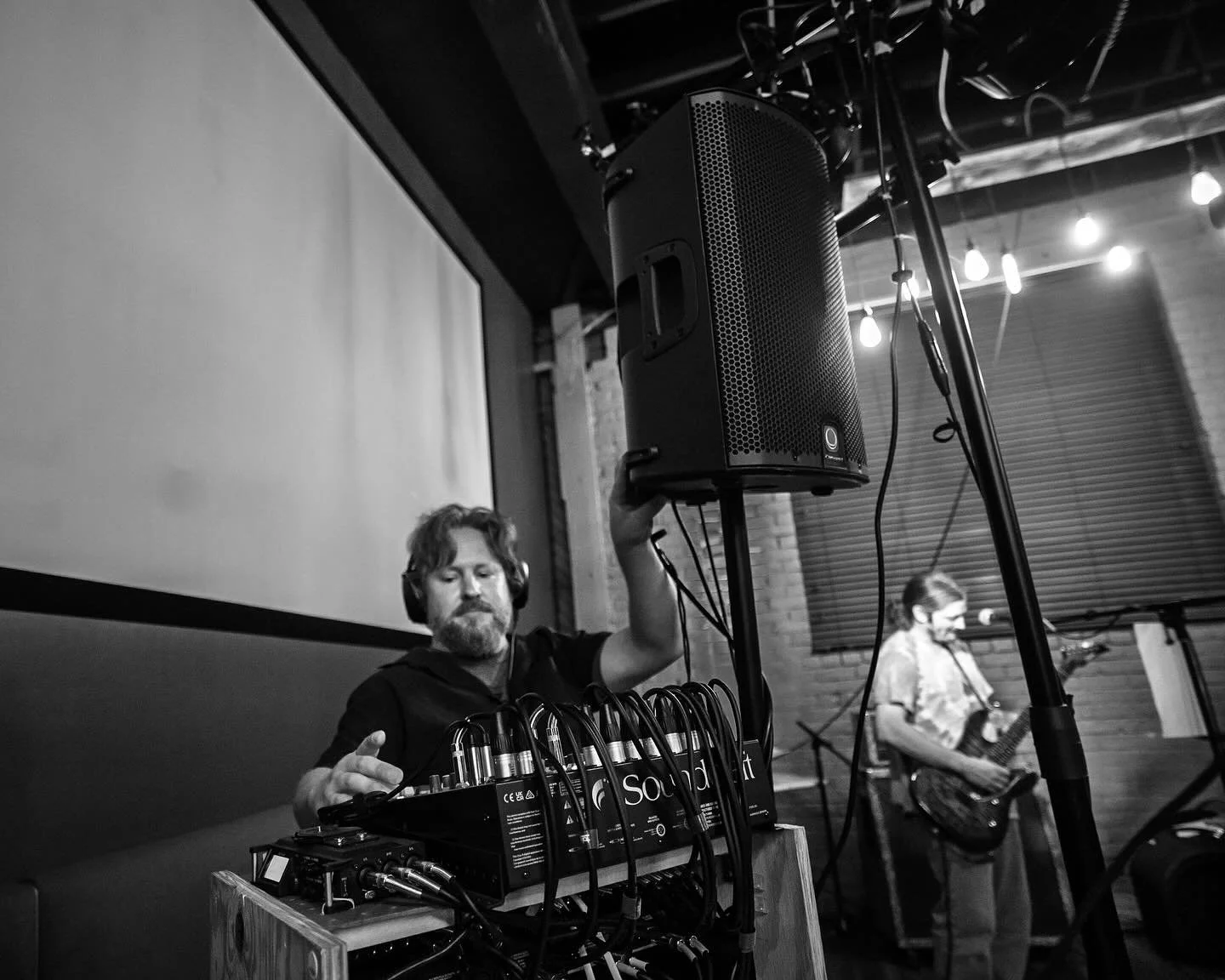 August 2025. @achillestenderloin mixing audio during Flavor Notes hosted by @roscoescoffee.
#livemusic #musicphotography #localmusic