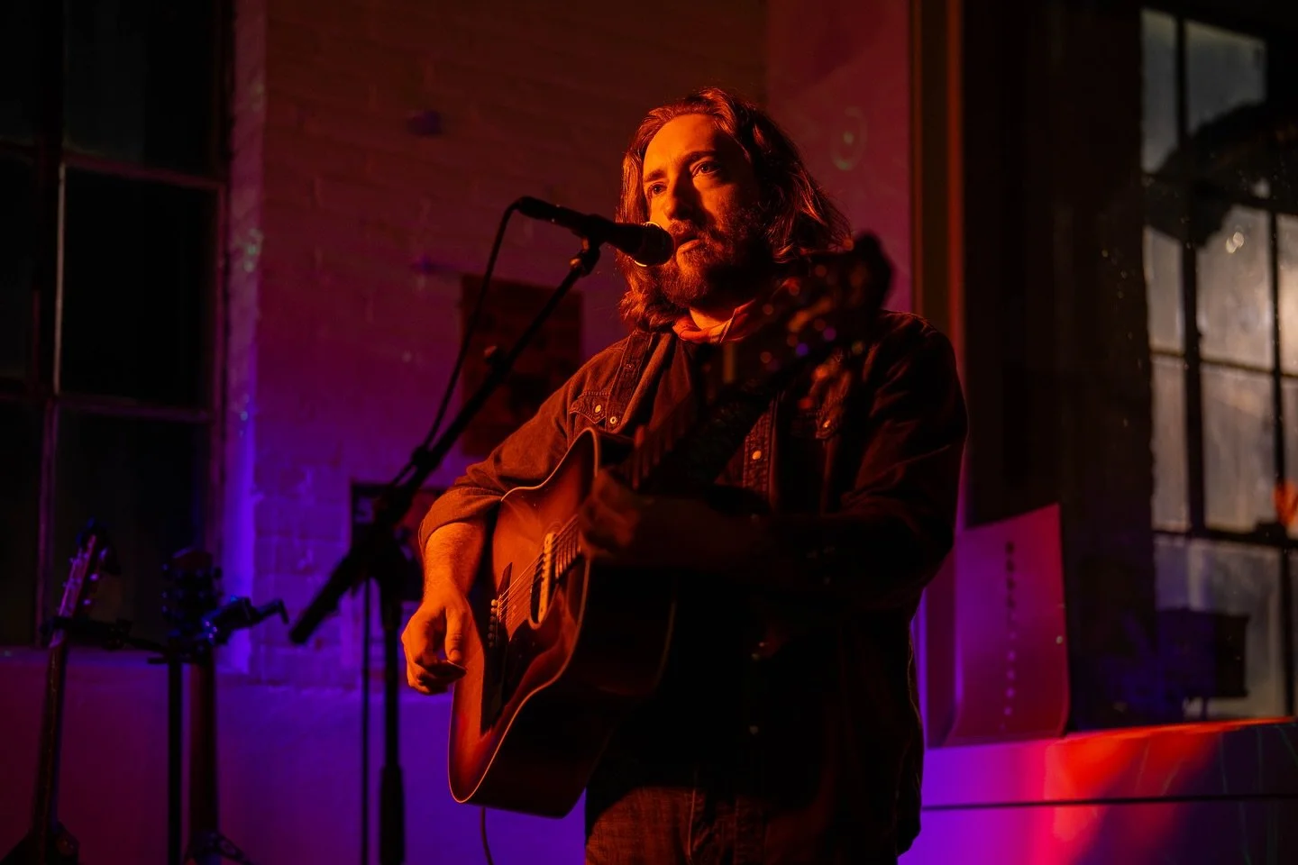 @nick_dittmeier_music performing during the second monthly installment of Flavor Notes, hosted at @roscoescoffee
#livemusic #musicphotography #folk #folkmusic #indiana #richmondindiana #singersongwriter #country