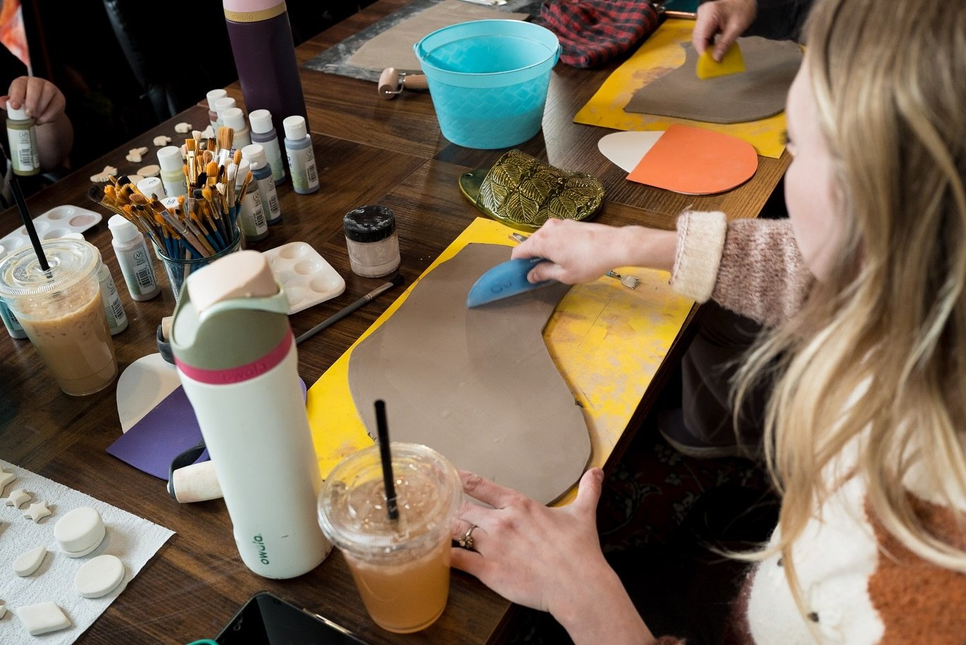 Did you know @oblivionindiana and @act3pottery host regular monthly workshops to get hands on with clay?

I got some impromptu images of the latest workshop held on Tuesday March 24th where participants made a wall pocket. 

#pottery #art #richmondin