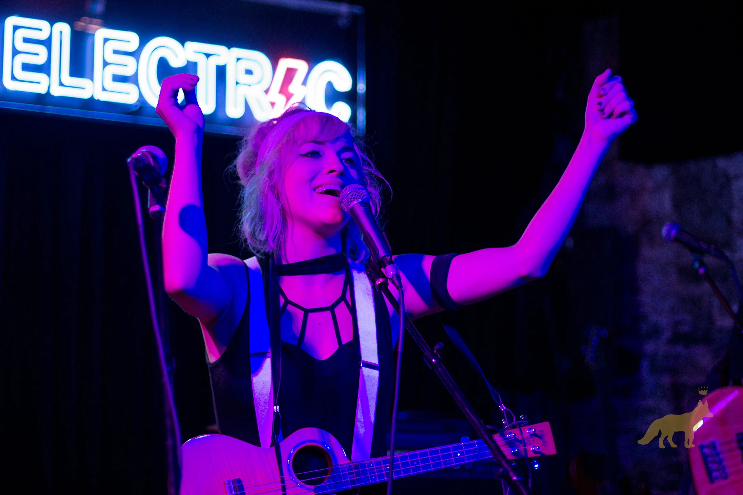 Tiffany Wiesand of DD White on Lead Vox. Photo courtesy of Kevin Vallejos.