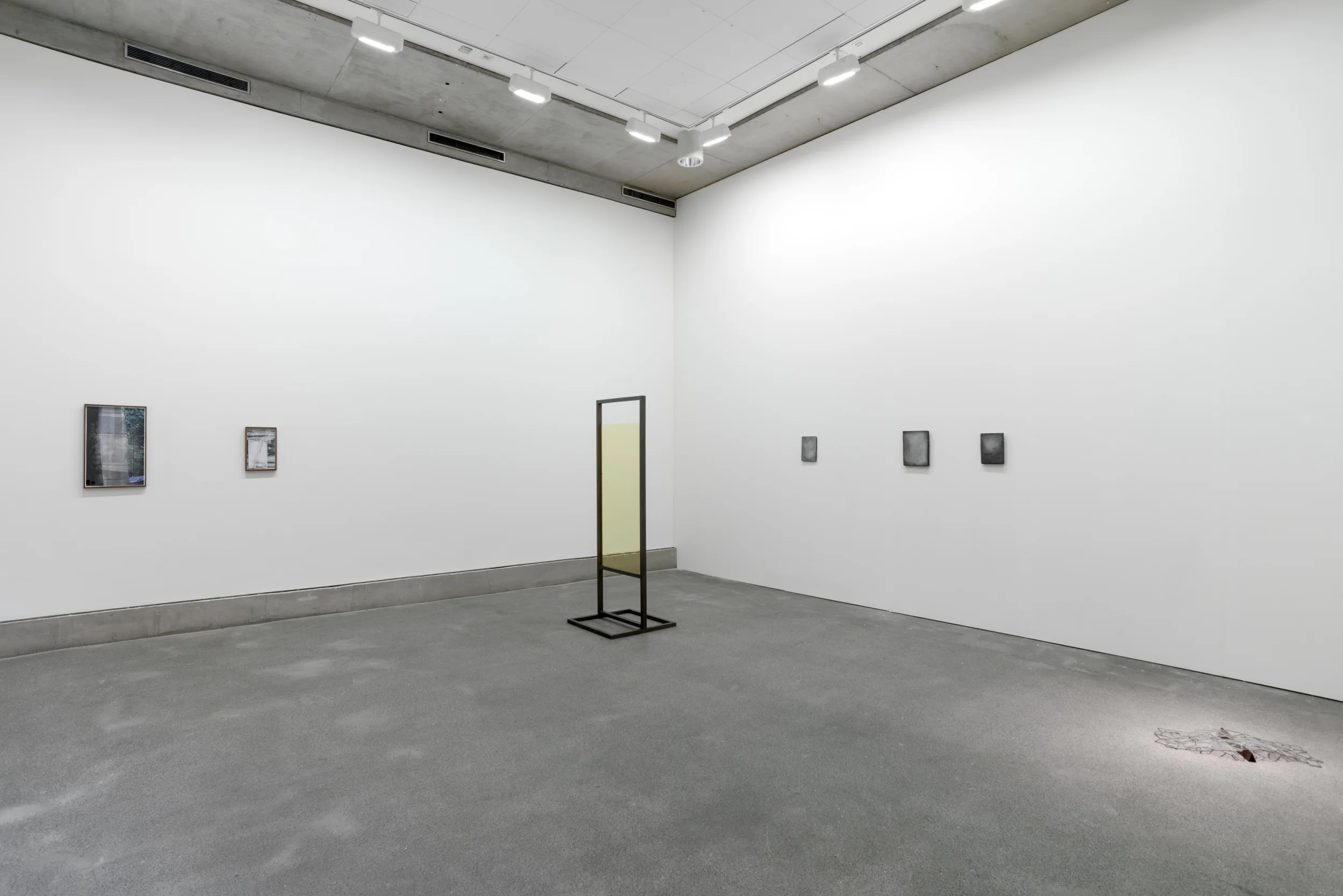 Room2_03.jpg