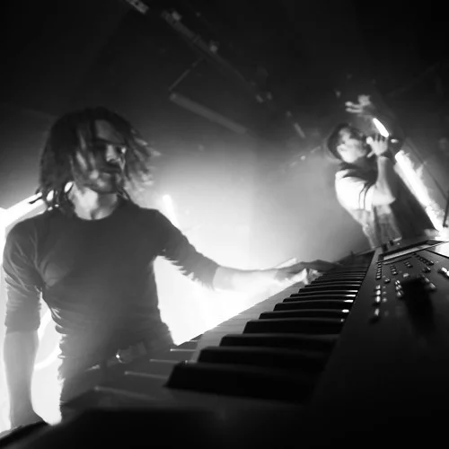 Add Some Groove to Your Monday with FKJ and Tom Bailey's "Drops"