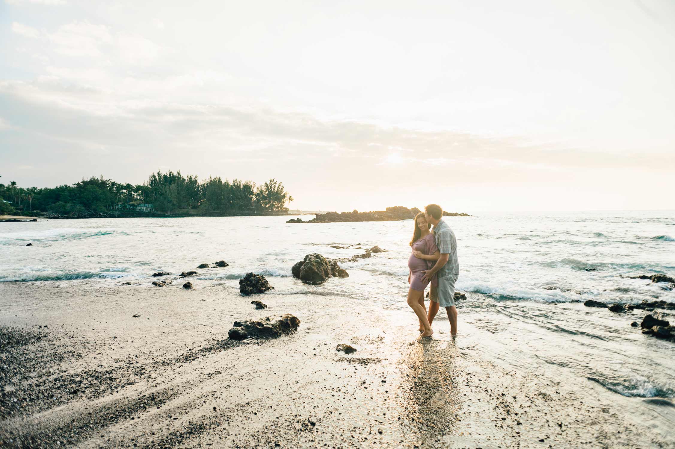 maternity-photographer-bigisland-sunset