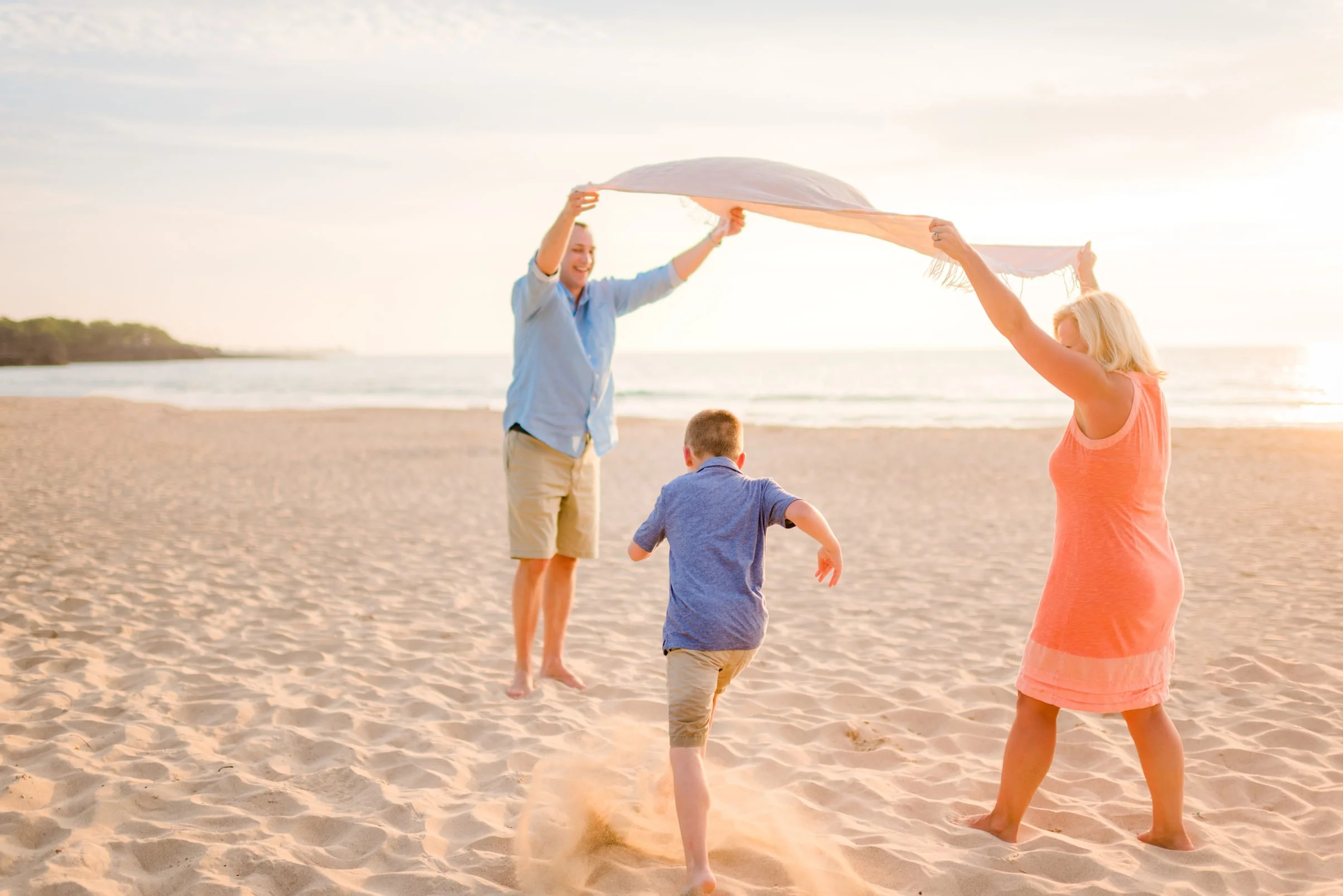 Kohala-Coast-Hawaii-Family-Photographer-Beach-14.jpg