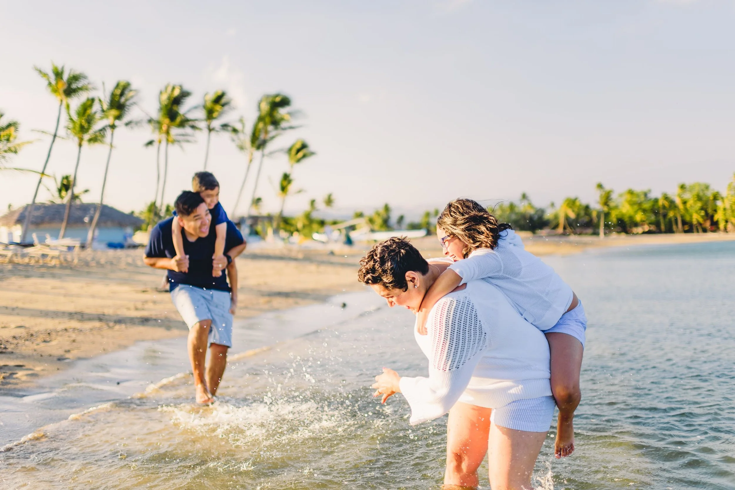 Waikoloa-Beach-Sunrise-Family-Photographer23-1.jpg