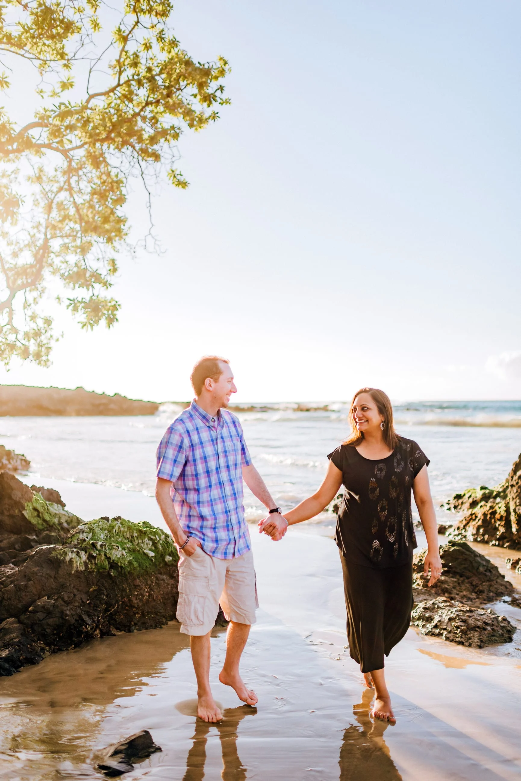 Family-Photographer-Mauna-Kea-Hotel-Large-Family-Colorful-Sunset-11.jpg