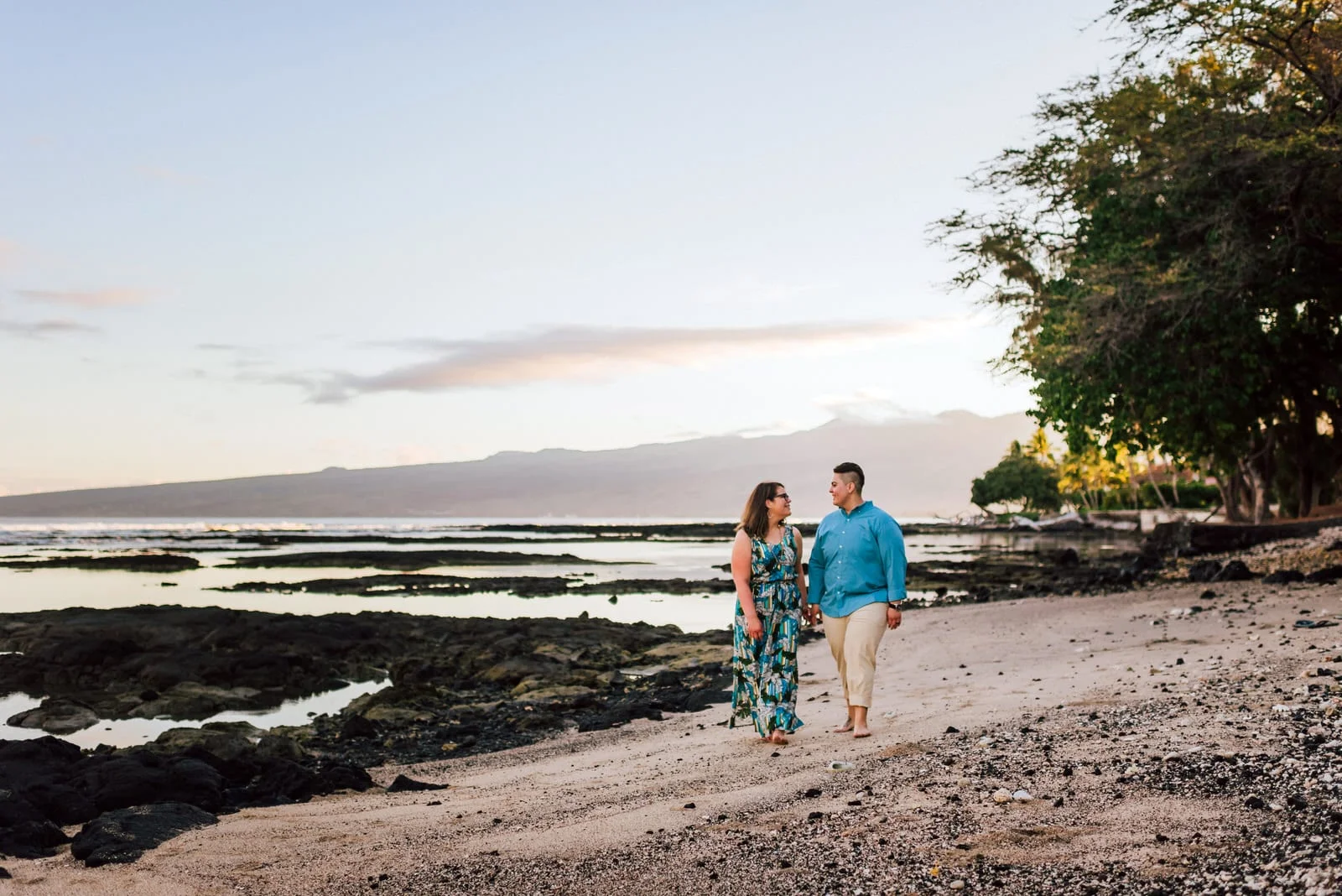 hawaii-photographer-lgbt-sunrise-honeymoon-8.jpg