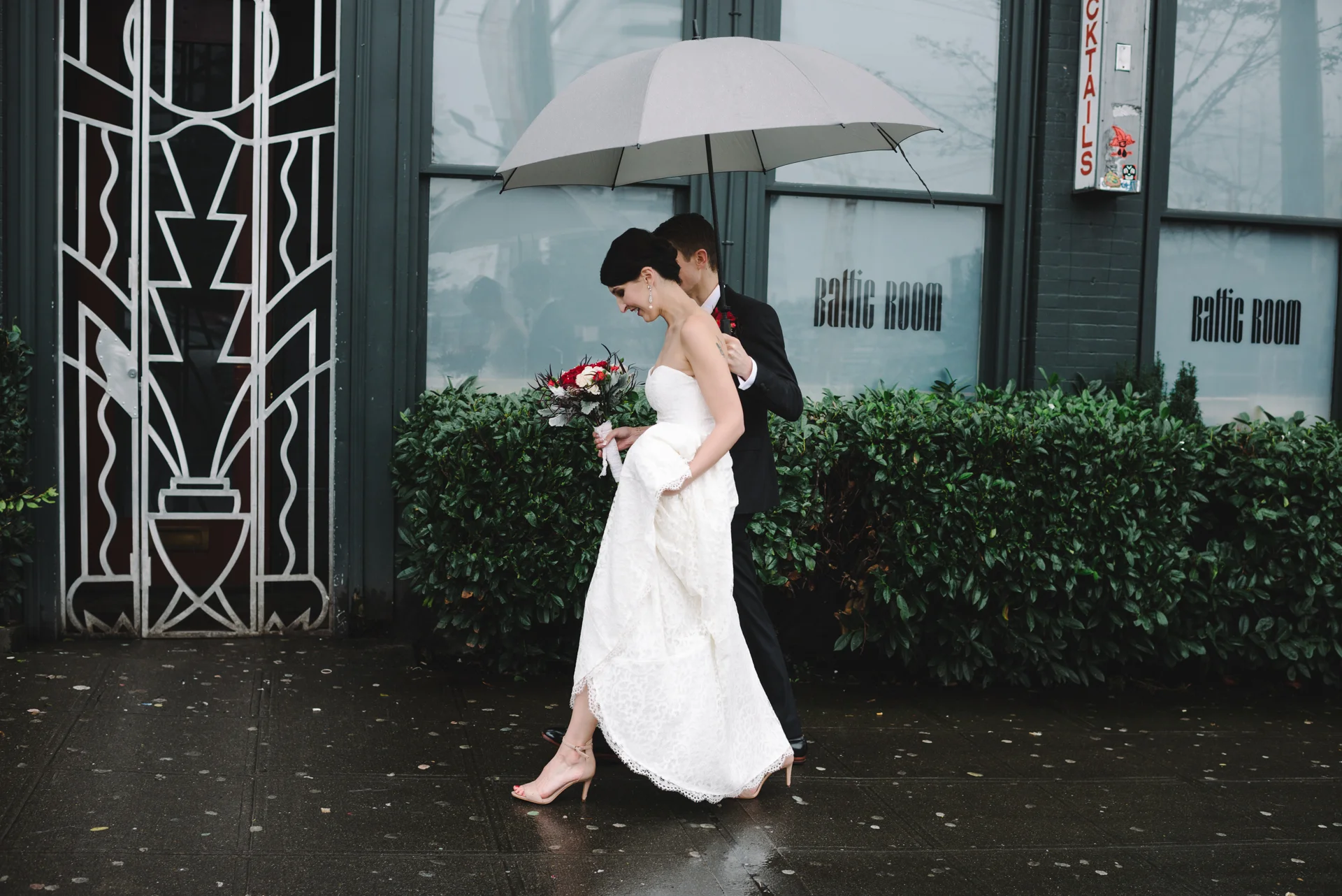 20160117_AmberZbitnoffPhotography_BG_MelroseMarketWedding_blog016_02001920web.jpg