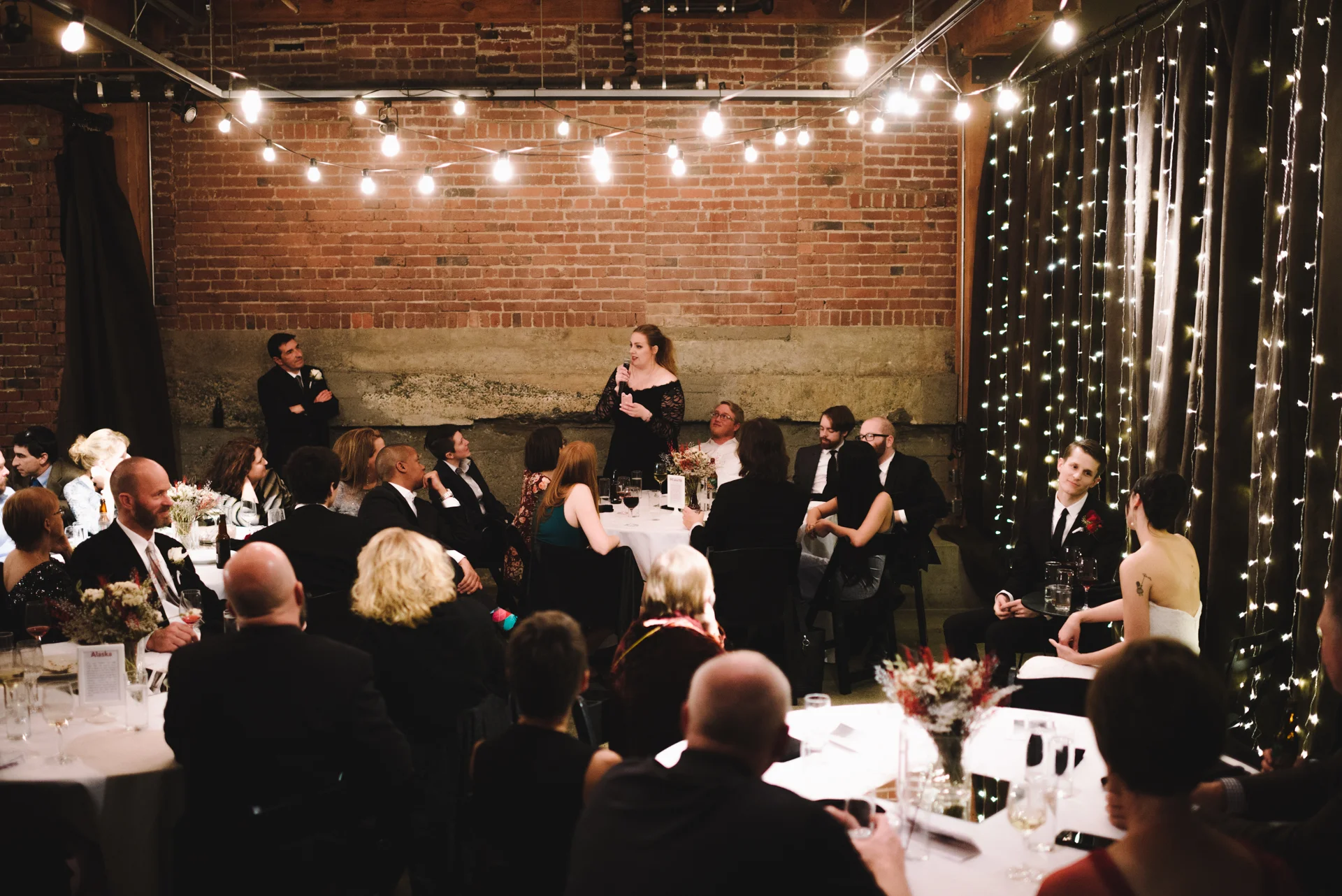 20160117_AmberZbitnoffPhotography_BG_MelroseMarketWedding_blog064_10981920web.jpg
