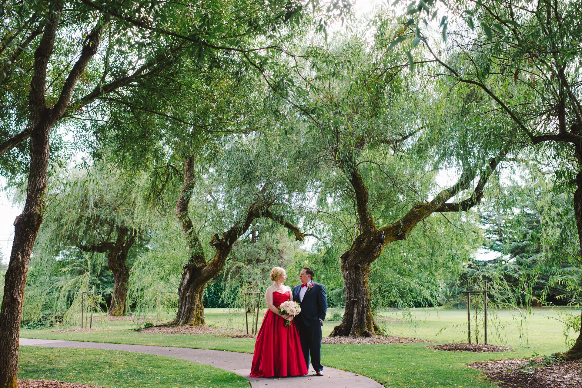20160827_AmberZbitnoffPhotography_McMenaminsOregonWedding_JI_022_0223_1920blog.jpg