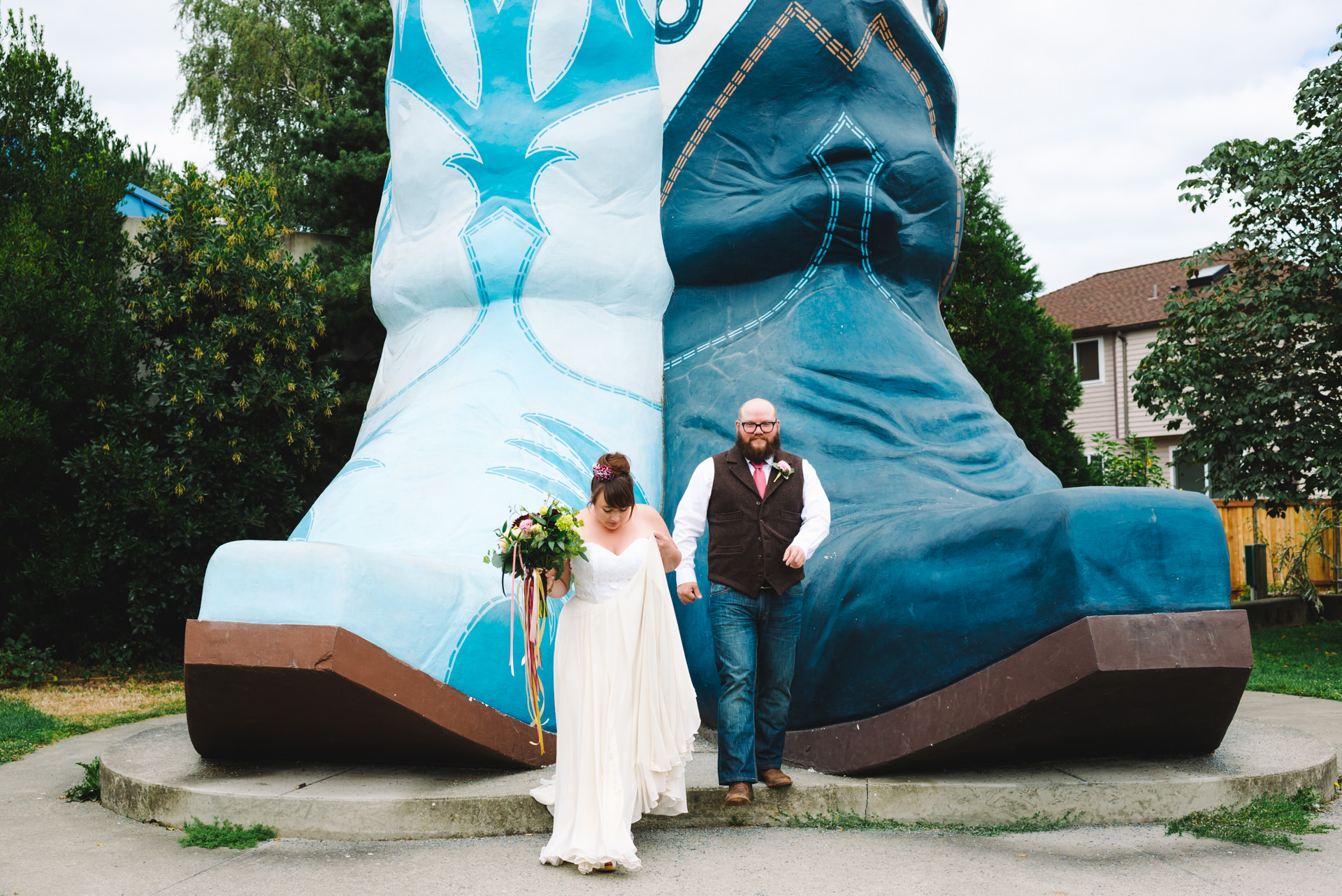20160806_AmberZbitnoffPhotography_GeorgetownStablesWedding_CT_010_0069_1920blog.jpg
