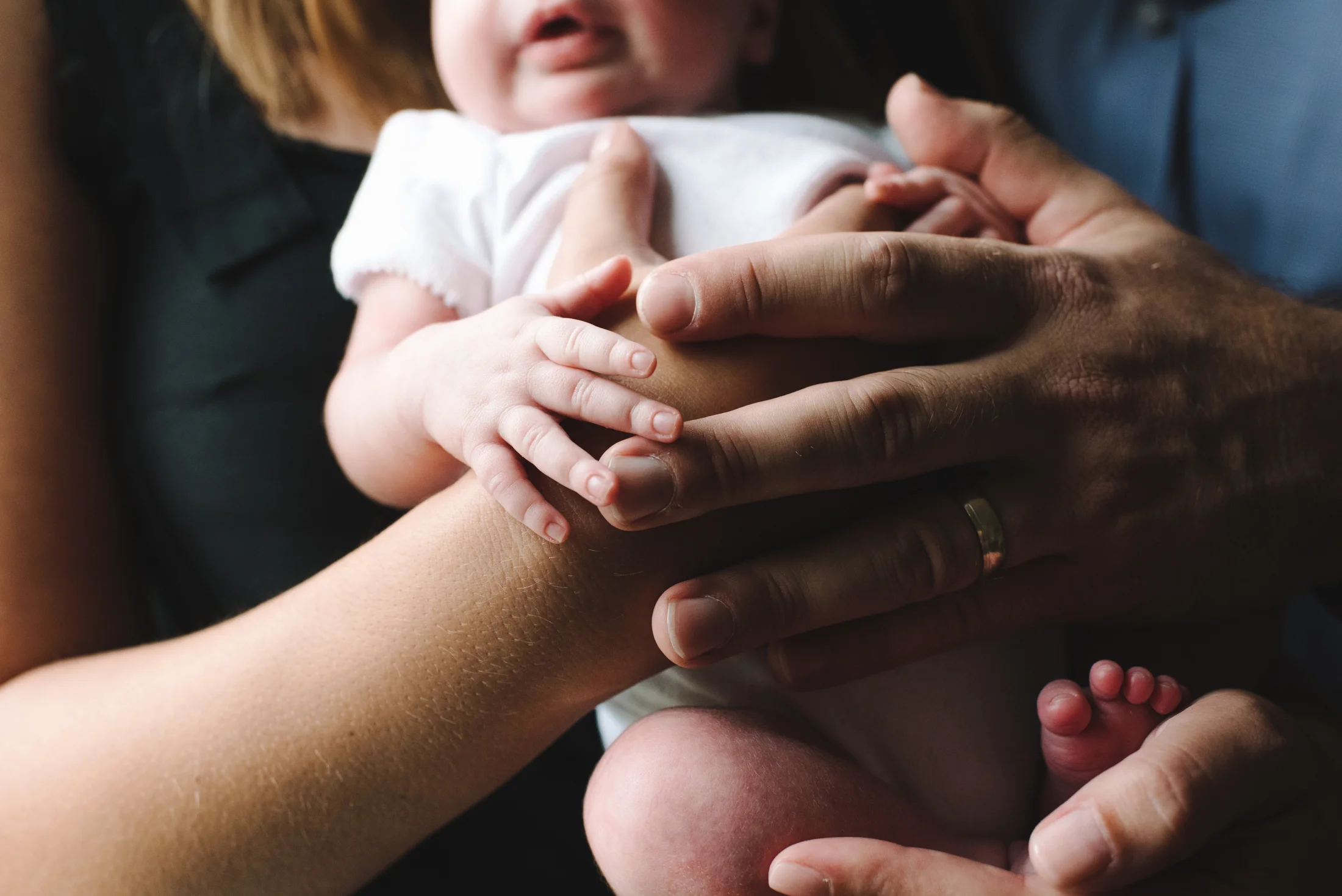 20190703_AmberZbitnoffPhotography_DrierNewborn_31_0090_2200web.jpg