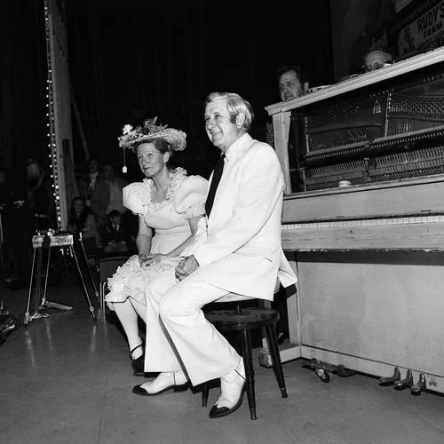 Minnie Pearl and Pee Wee King, Grand Ole Opry, Nashville, TN, 1973
