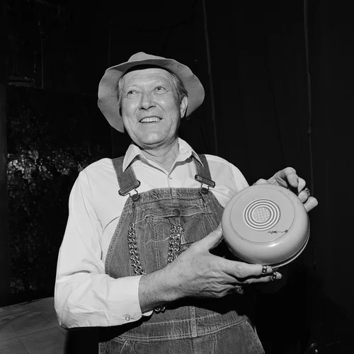 Bashful Brother Oswald, Grand Ole Opry, Nashville, TN, 1972