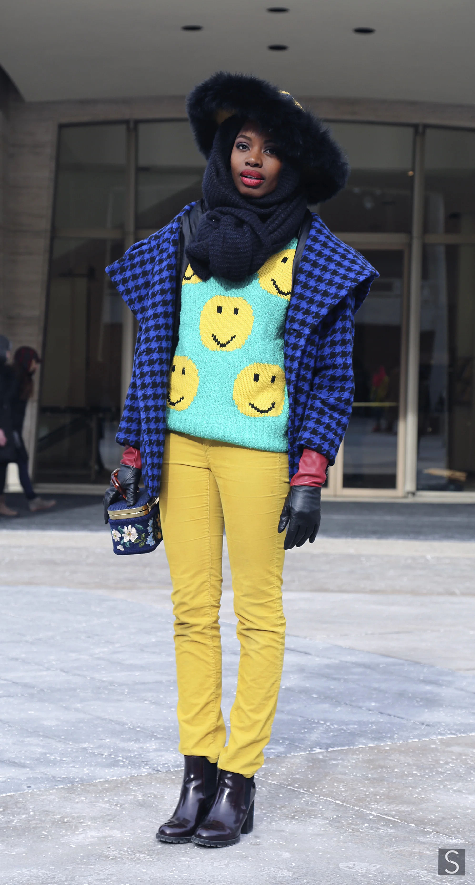 Paola Mathe | FindingPaola.com