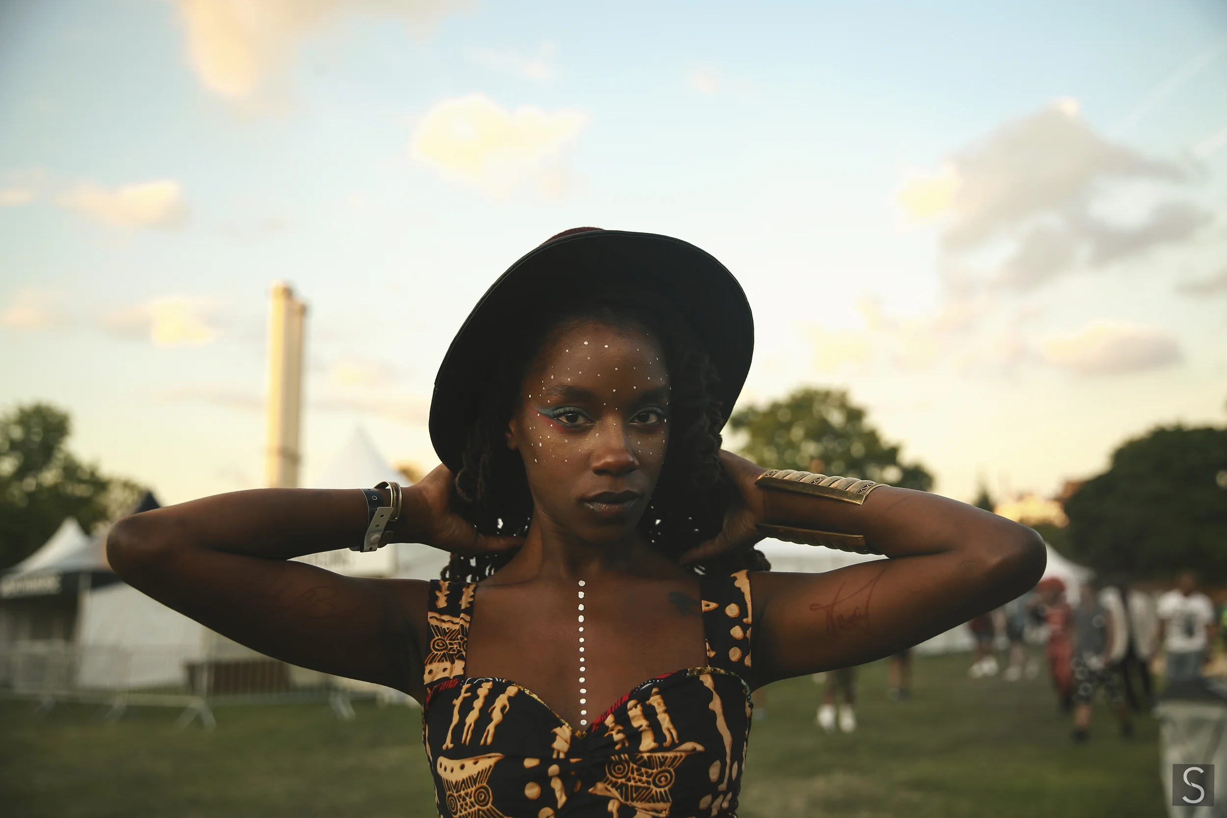 Ntangou Badila // @ntangou