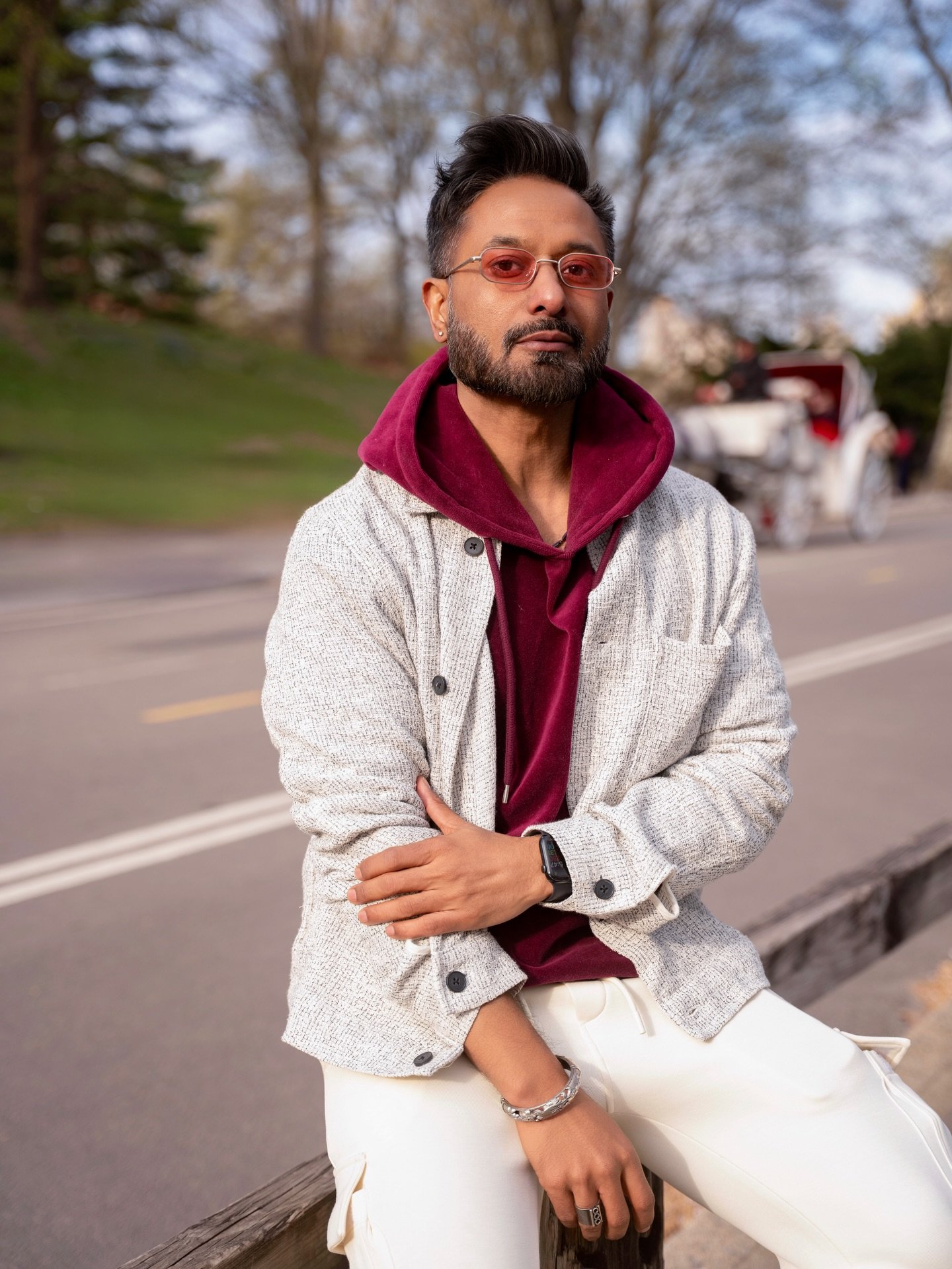 Spring has entered the chat 🌸🍷🧀 

Loved the Spring Fling feels this past weekend with @pursuitofportraits. New york, you are such a tease. 💓

Spring has a way of asking you to begin again, gently. The city softens, the light lingers a little long