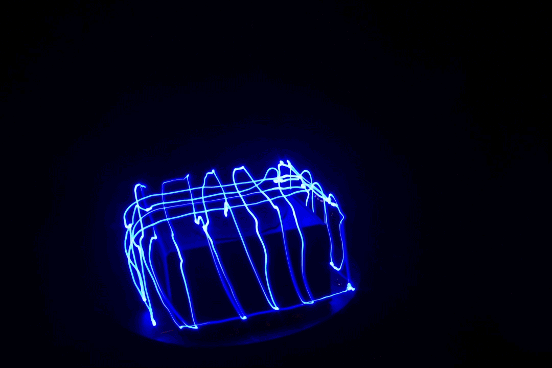 Yang_LightPainting.gif