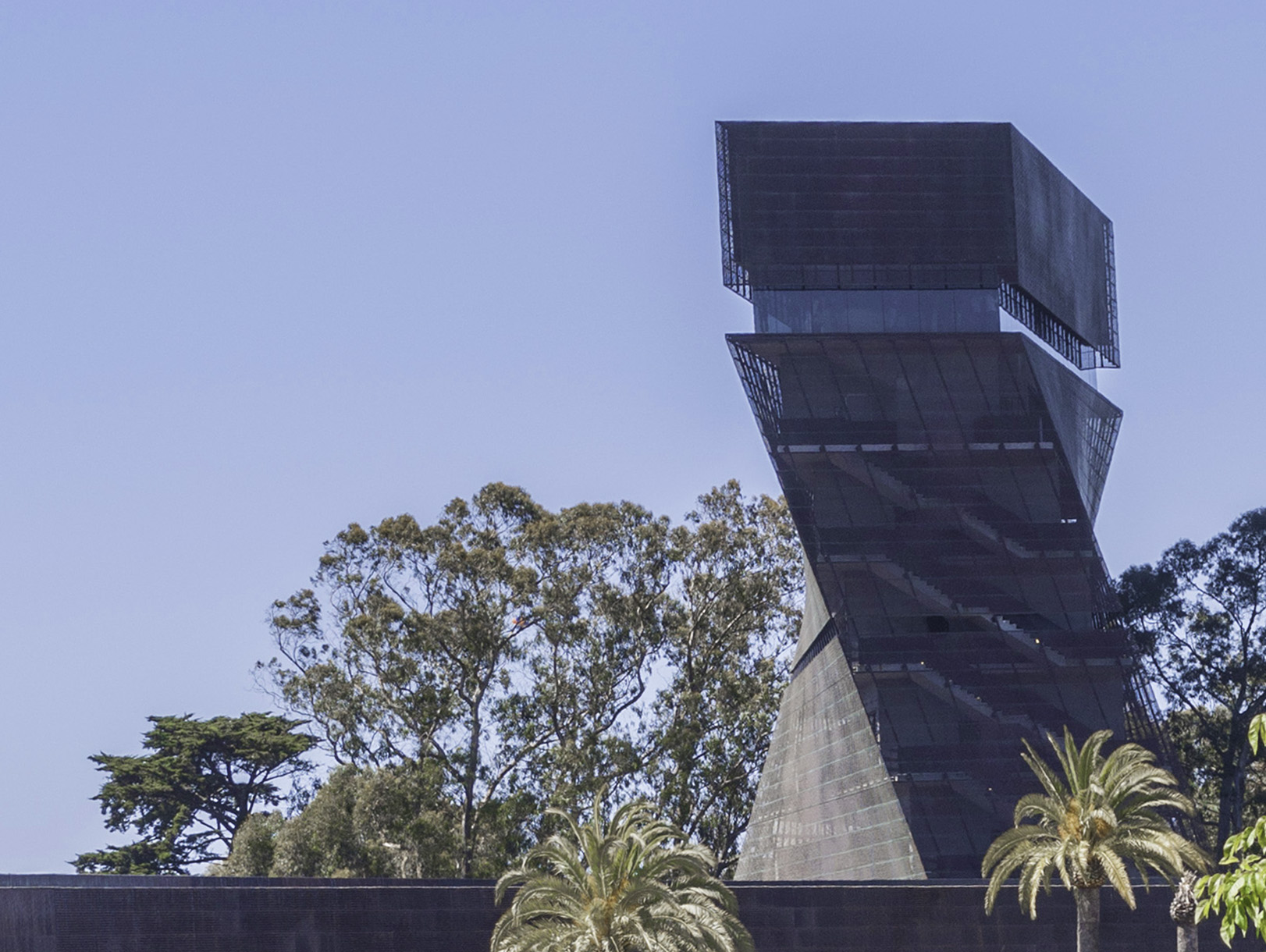 DeYoung Museum of Art, San Francisco. Herzog and DeMeuron, 2005