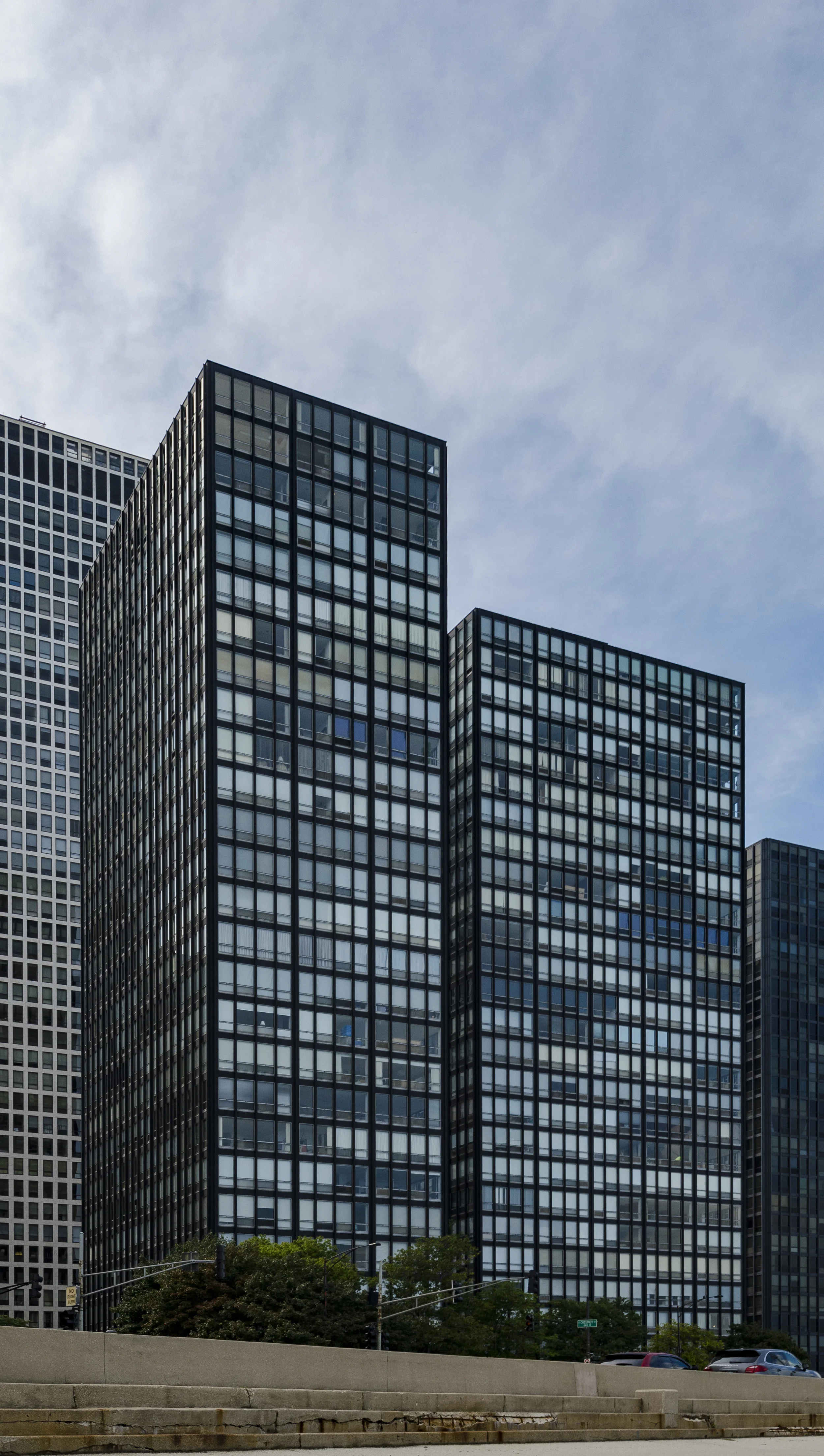 860–880 Lake Shore Drive, Chicago. Ludwig Mies Van Der Rohe, 1951.