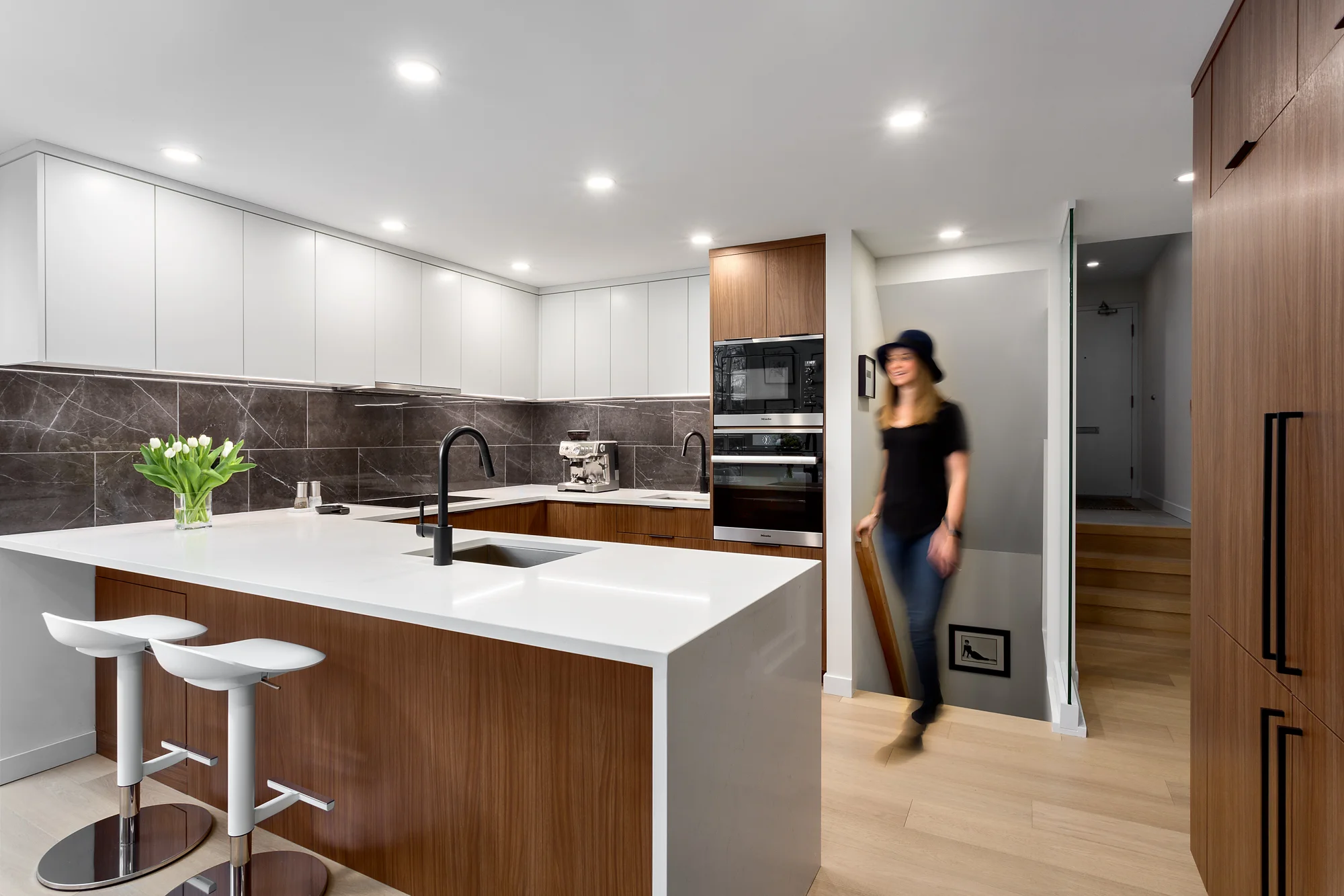 2221-Oak-St-04-Web.jpg