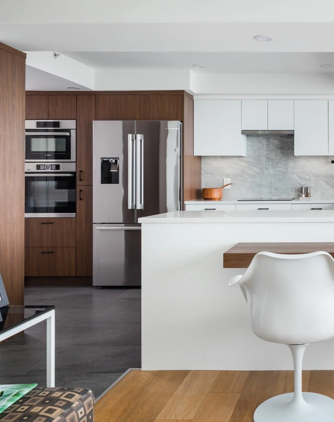 ✨ Oak Street Revival ✨
Take a closer look at this stunning townhouse renovation in Vancouver, revealed in 6 sections across our grid.

From reimagined living spaces to a refreshed kitchen that blends elegance with function&mdash;this project showcase