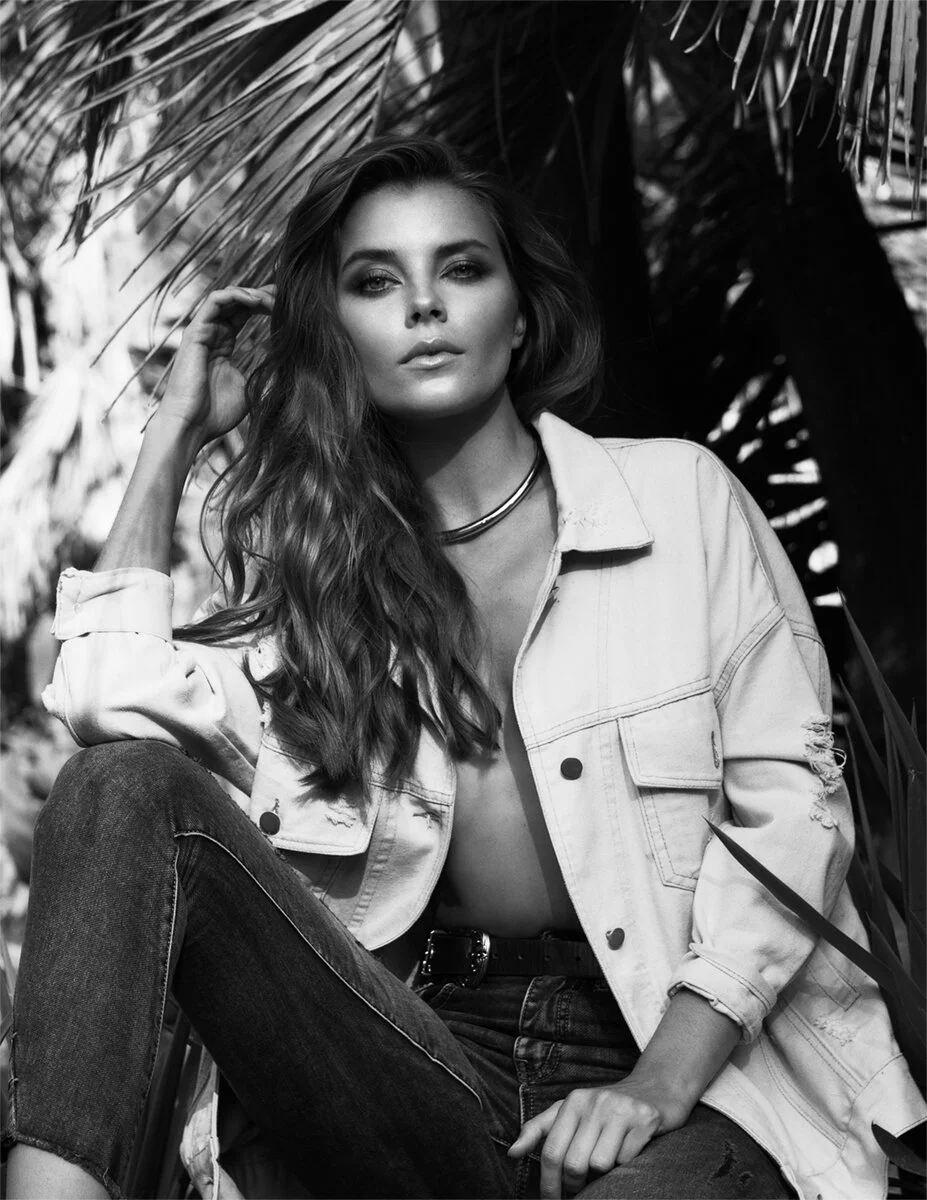 YanezAmanda_Alisa_03_BW.jpg