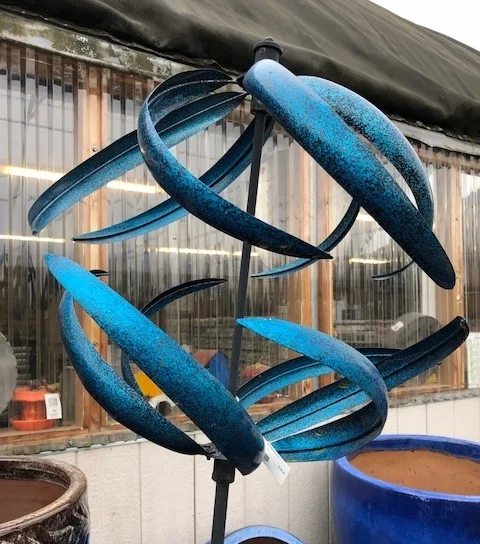 Blue metallic globe spinner.jpg