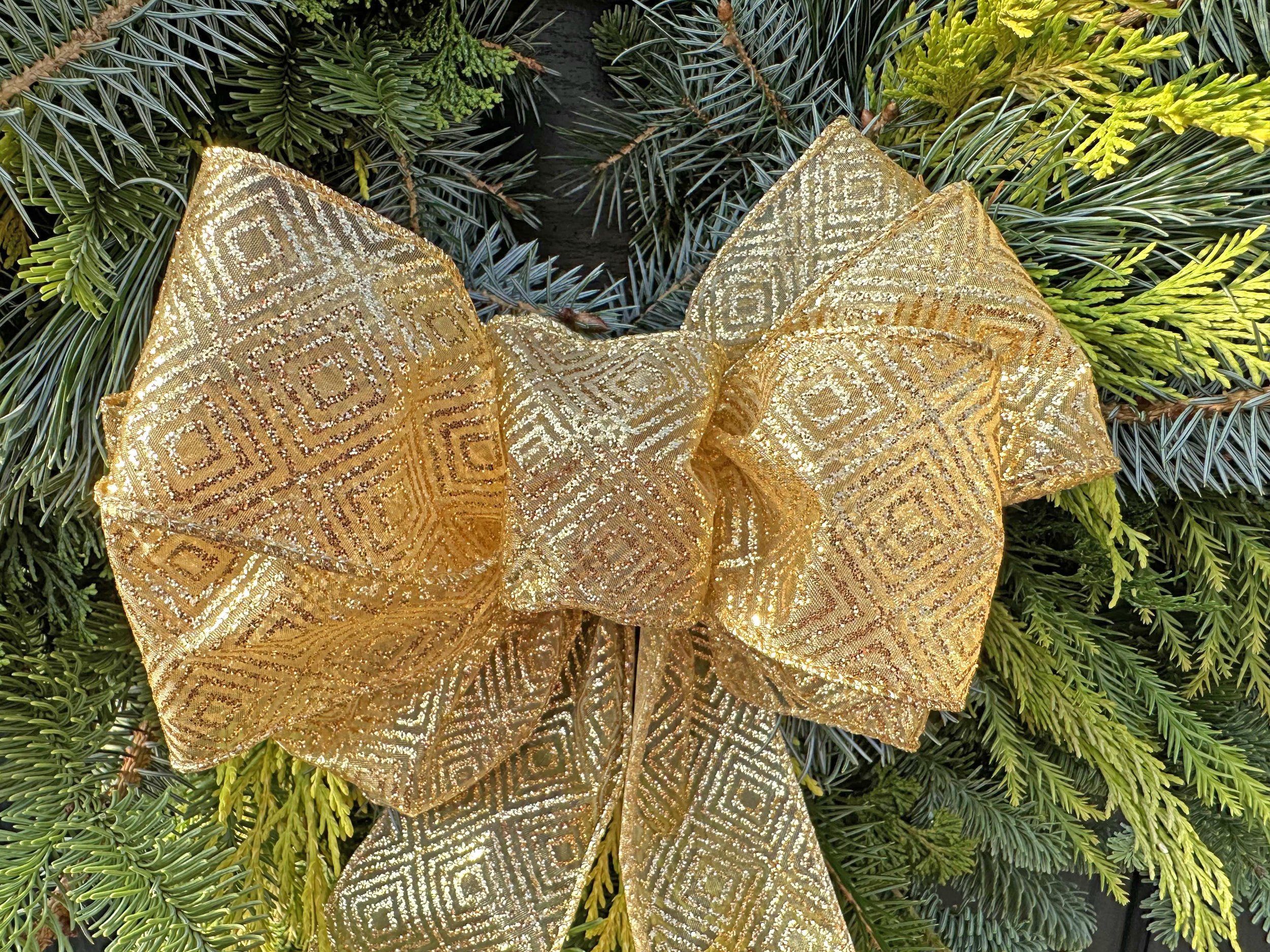 Wreath #4 with gold bow4.jpg