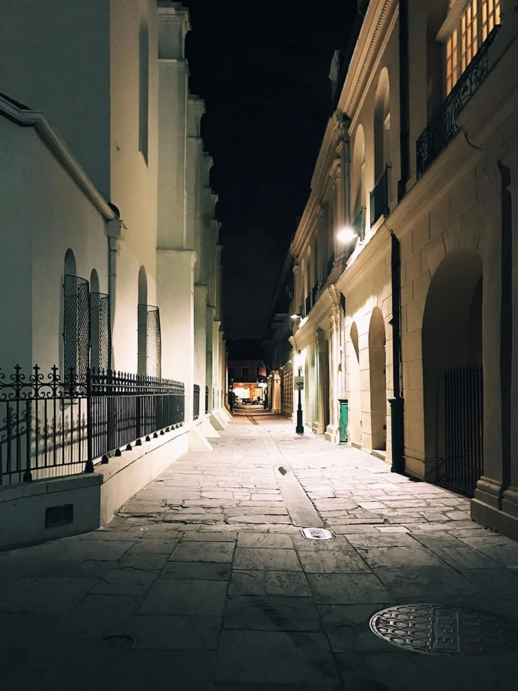nola(01).jpg