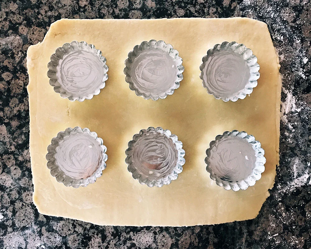 eggtart-08-tartpans.jpg