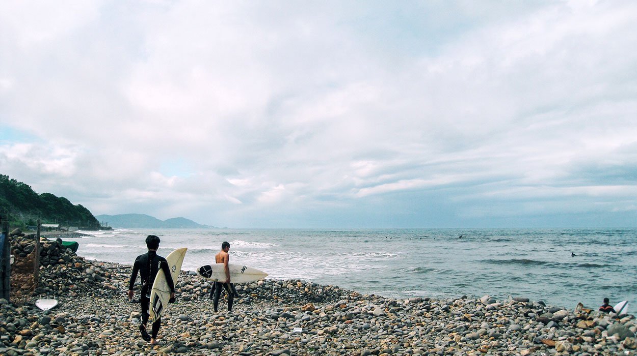 surfers.jpg