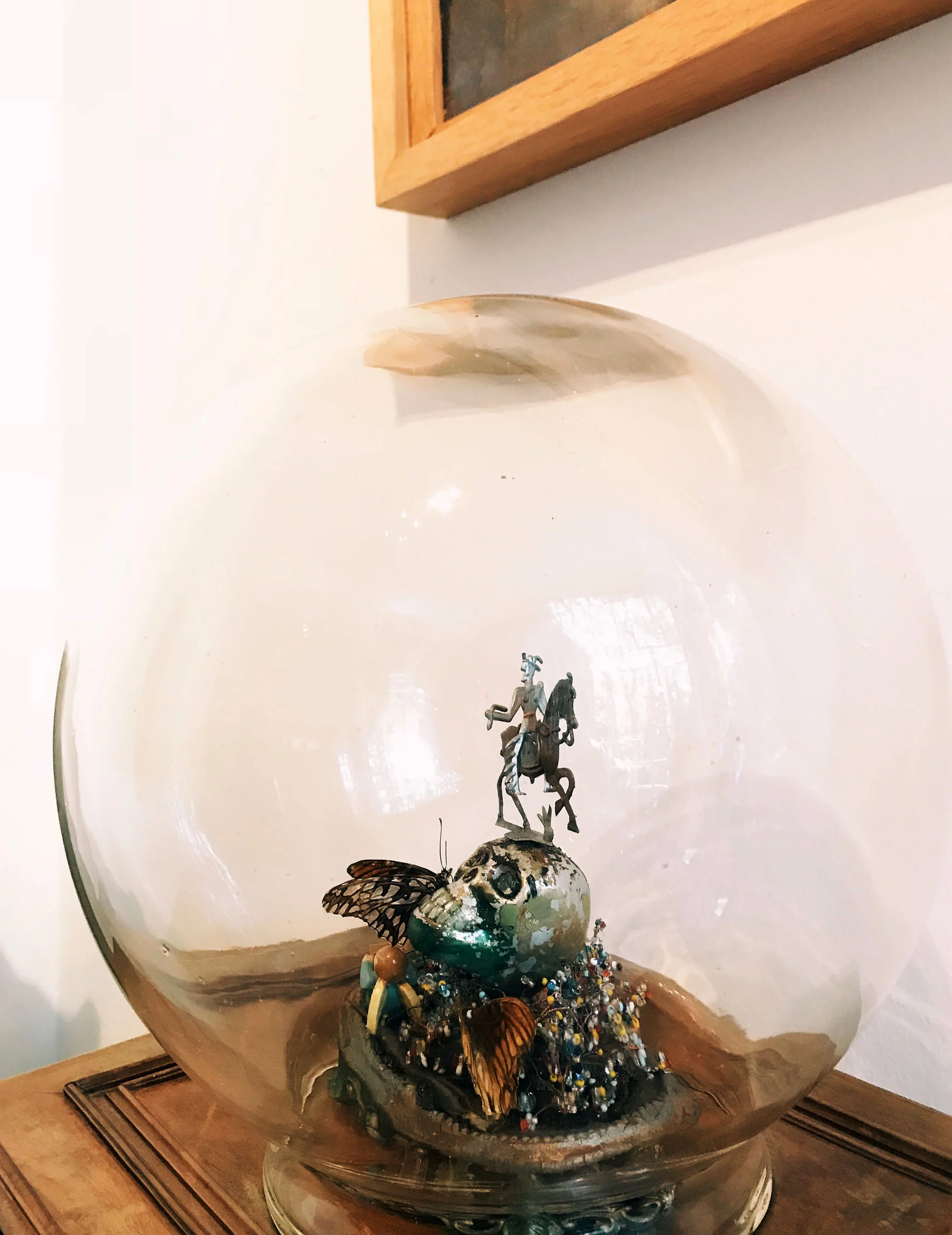 cdmx-03-kahlo-globe.jpg