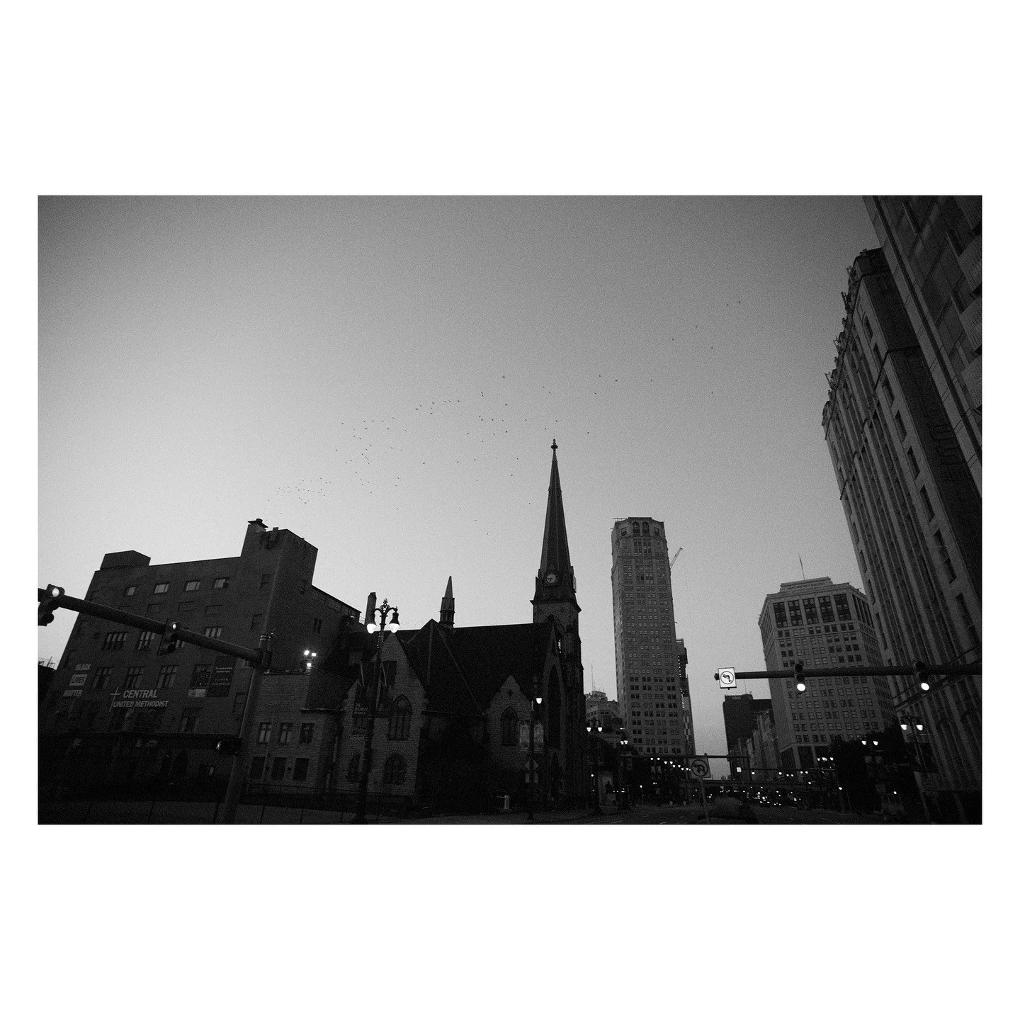 Downtown Detroit right at sunrise. It felt quite peaceful and the birds seemed to be dancing across the sky. 
.
#filmphotography #detroit #35mmfilm #blackandwhitefilm #cityscape #sunrise #downtown #ilford #minolta