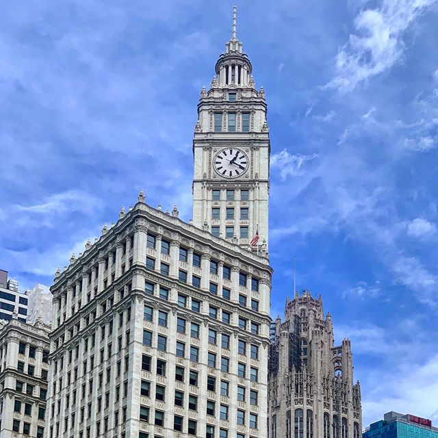 For as long as I lived in Chicago, I&rsquo;d always wanted to do the architectural boat tour.