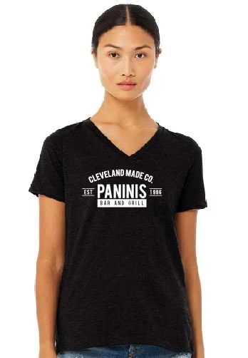 RELAXEDVNECK BLACK.JPG