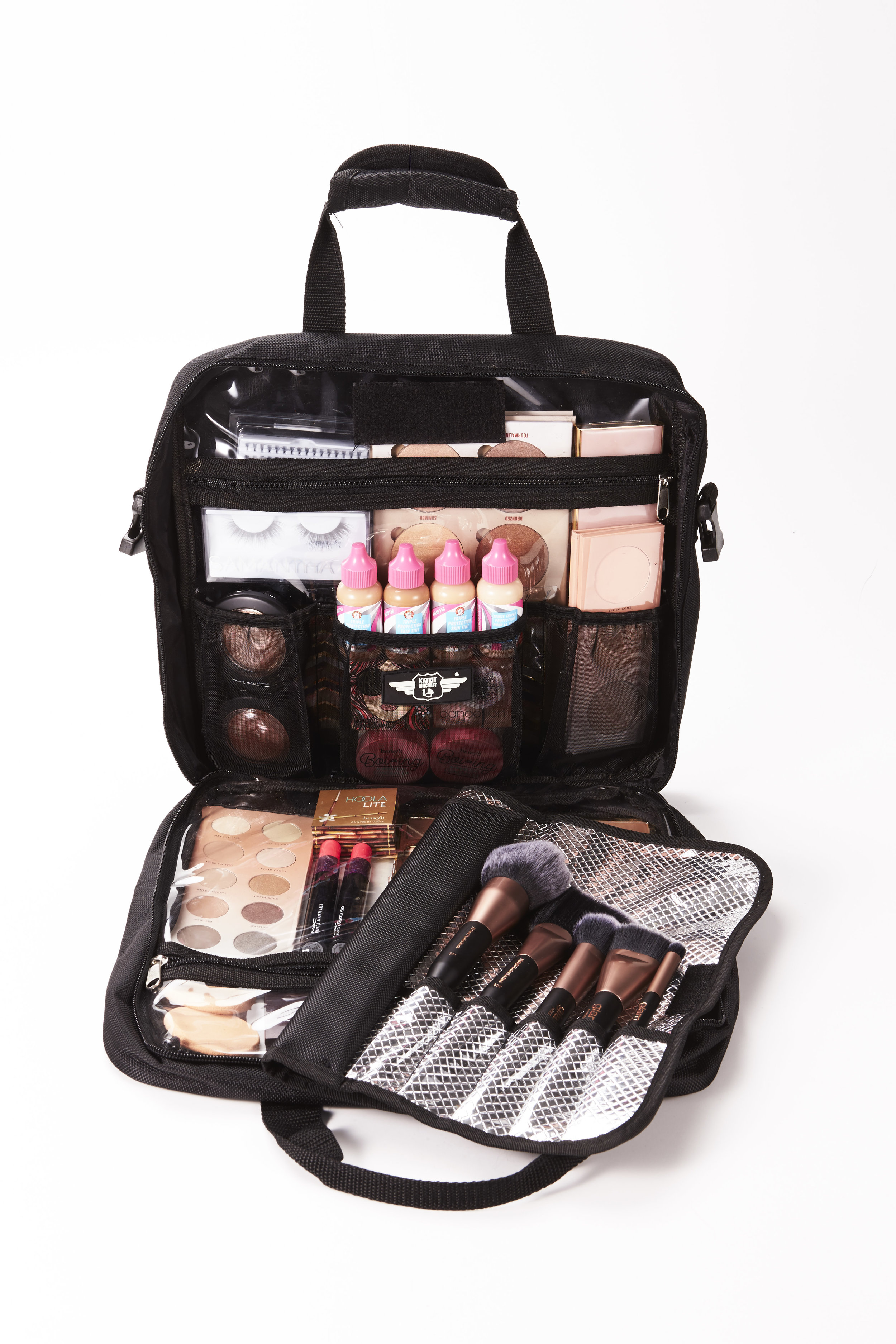MAKEUP ARTIST AIRCRAFT .jpg
